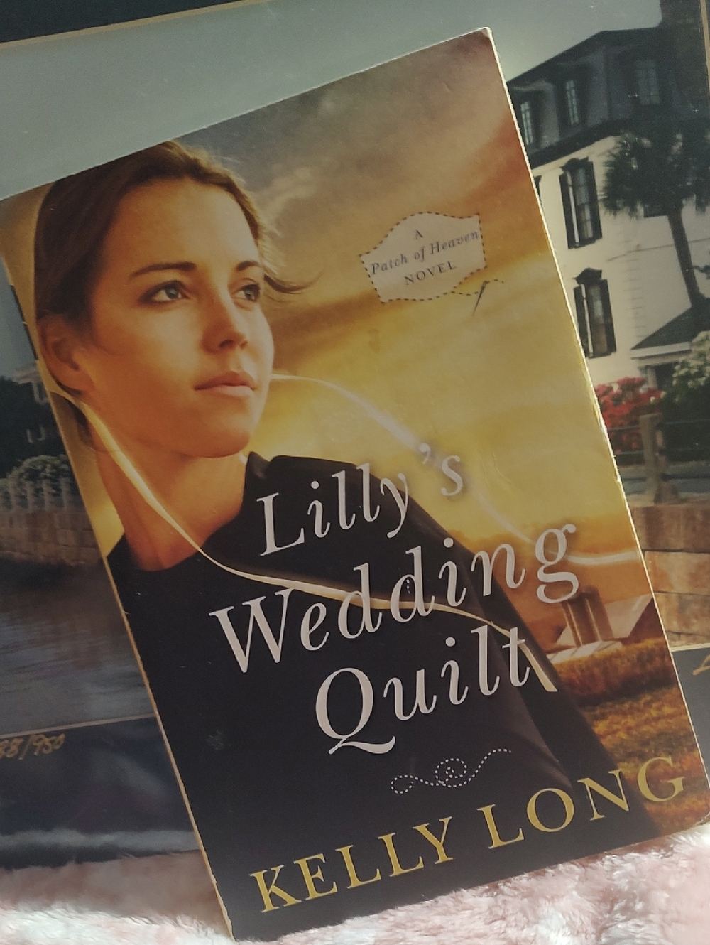 Lilly's Wedding Quilt/📚 By Kelly Long/2011